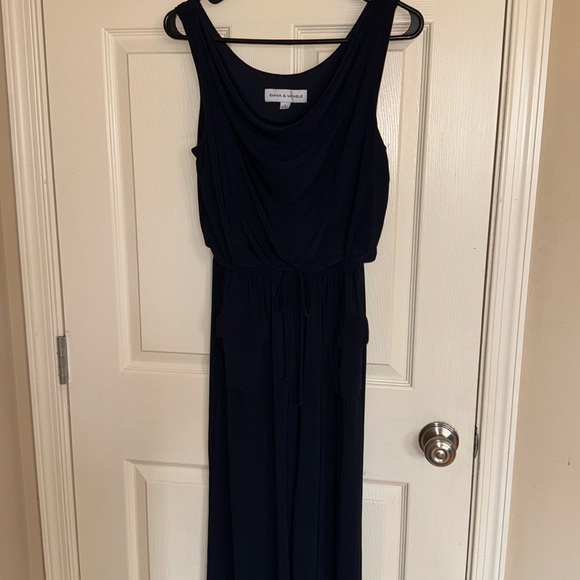 Jumpsuit with front drop neck - Picture 1 of 5